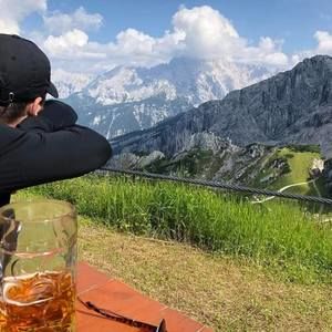 Meet your Posher, Francis